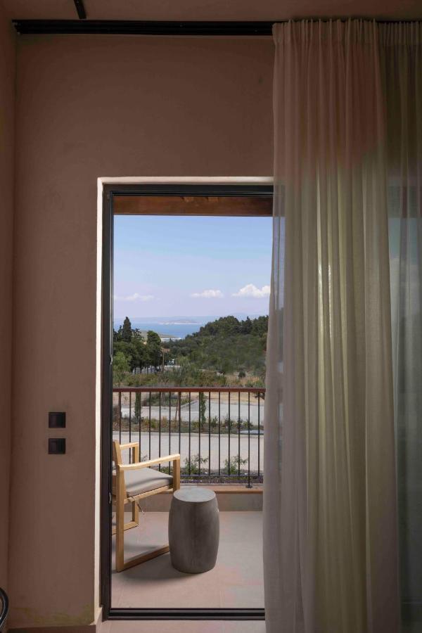 Pnoes Luxury Suites Палиурион Екстериор снимка