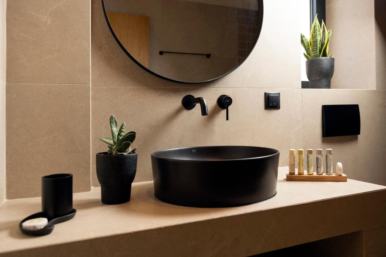 Pnoes Luxury Suites Палиурион Екстериор снимка