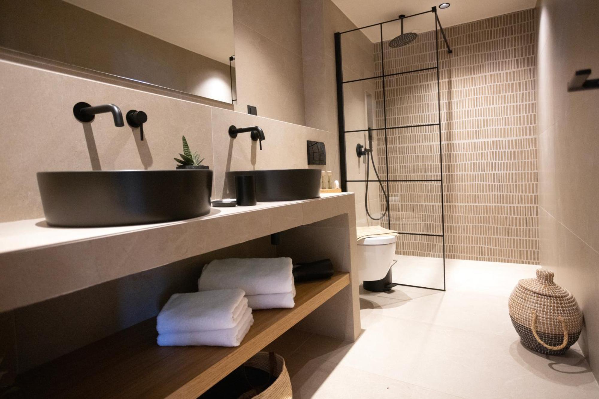 Pnoes Luxury Suites Палиурион Екстериор снимка
